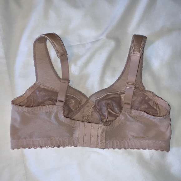 Glamorize Beige Bra Wide Padded Straps (36B) NWOT - Picture 2 of 5